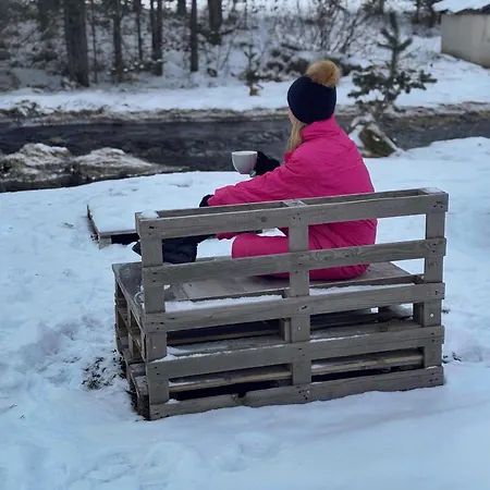 Skroviste, Zlatibor-vodice Vikendica