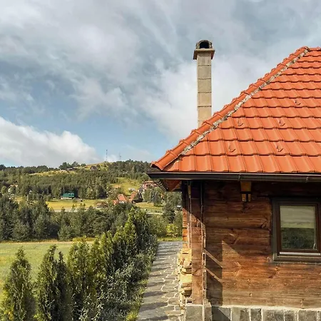 Skroviste, Zlatibor-vodice 度假居 兹拉蒂博尔