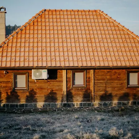 Skroviste, Zlatibor-vodice Vikendica