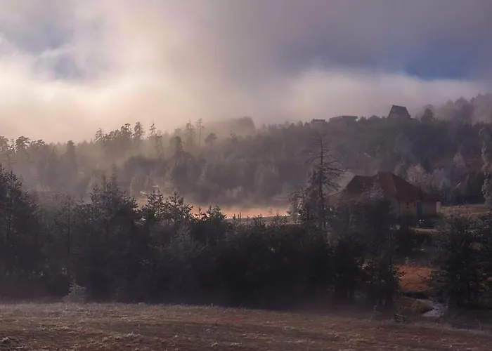 度假居 Skroviste, Zlatibor-vodice 兹拉蒂博尔