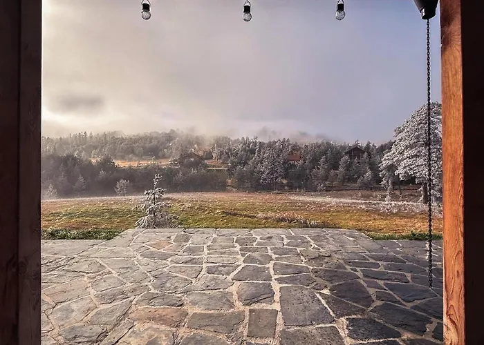 Skroviste, Zlatibor-vodice 度假居 兹拉蒂博尔